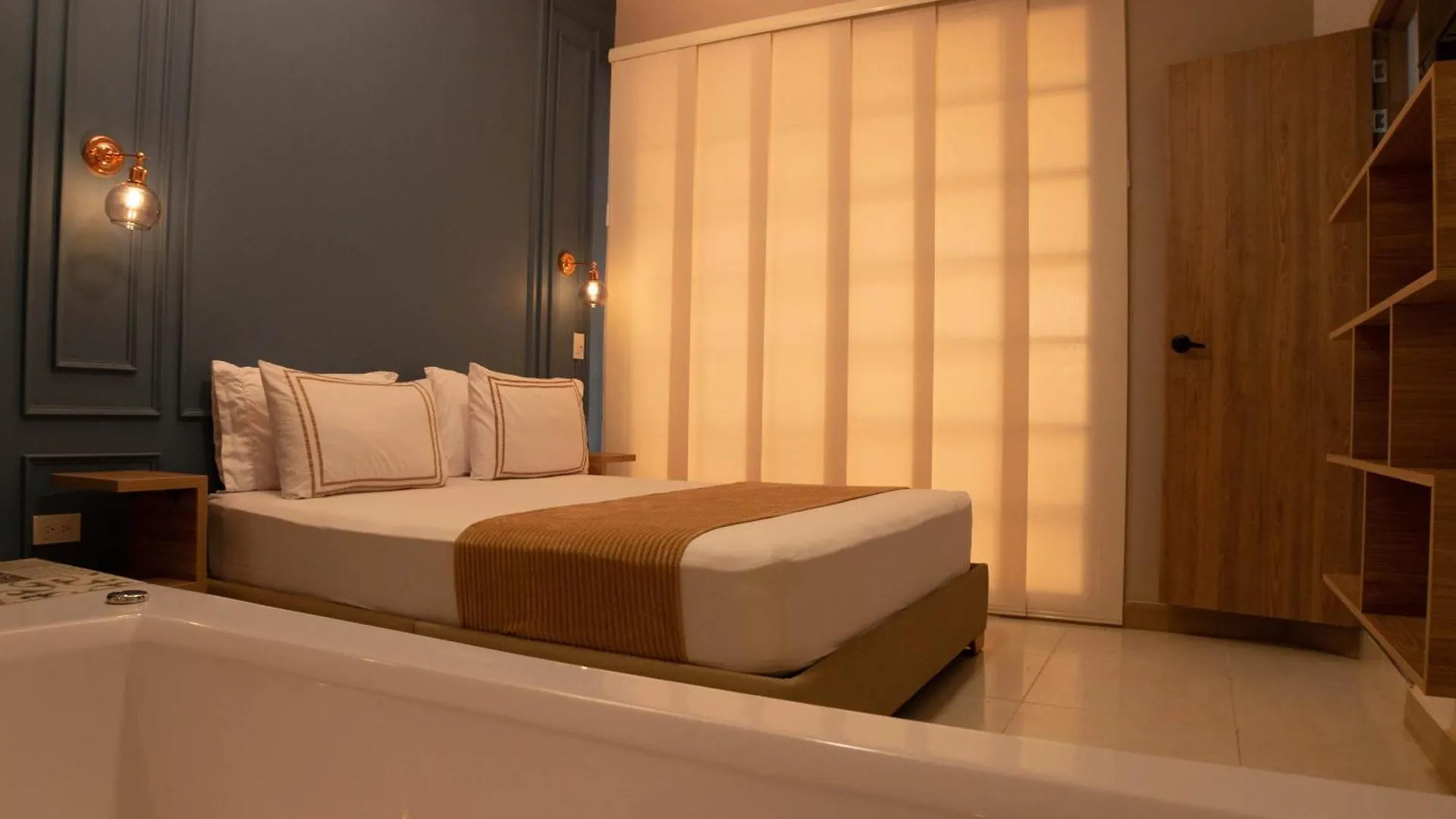 La Casona Hotel Boutique Medellin 4*,  Colombia