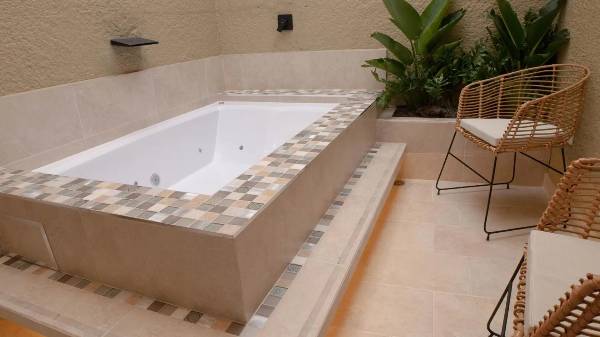 La Casona Hotel Boutique Medellin